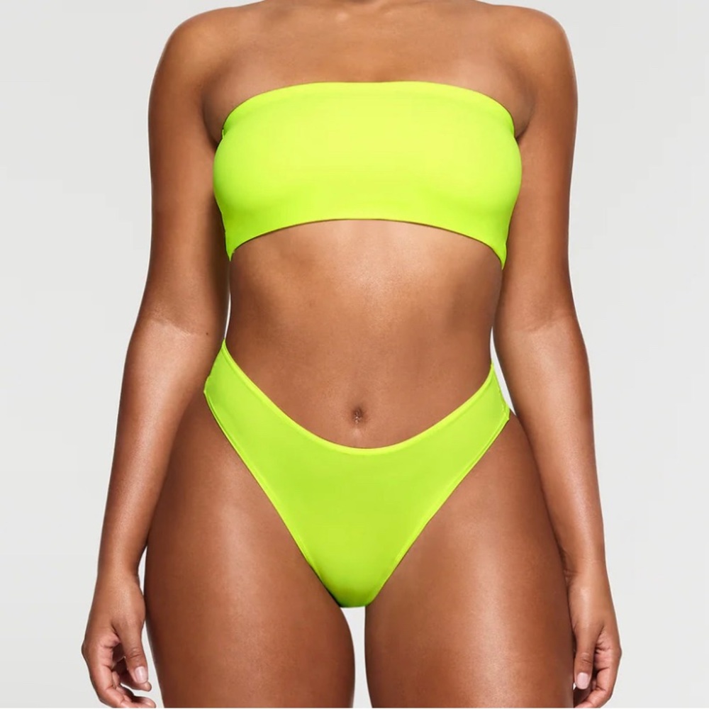 Skims FITS EVERYBODY BANDEAU XXS Green Highlighter